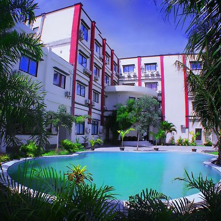 Grand Duta Hotel Palu Luaran gambar