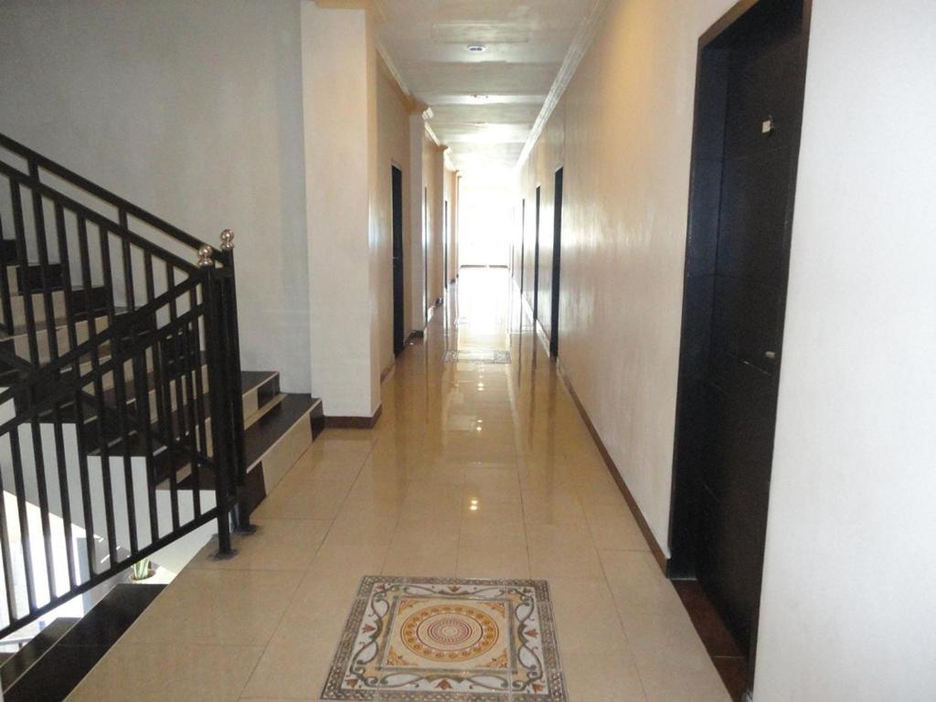 Grand Duta Hotel Palu Luaran gambar