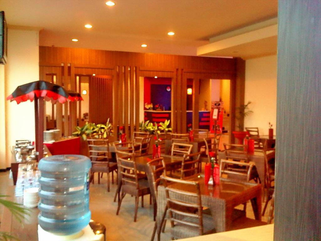 Grand Duta Hotel Palu Luaran gambar