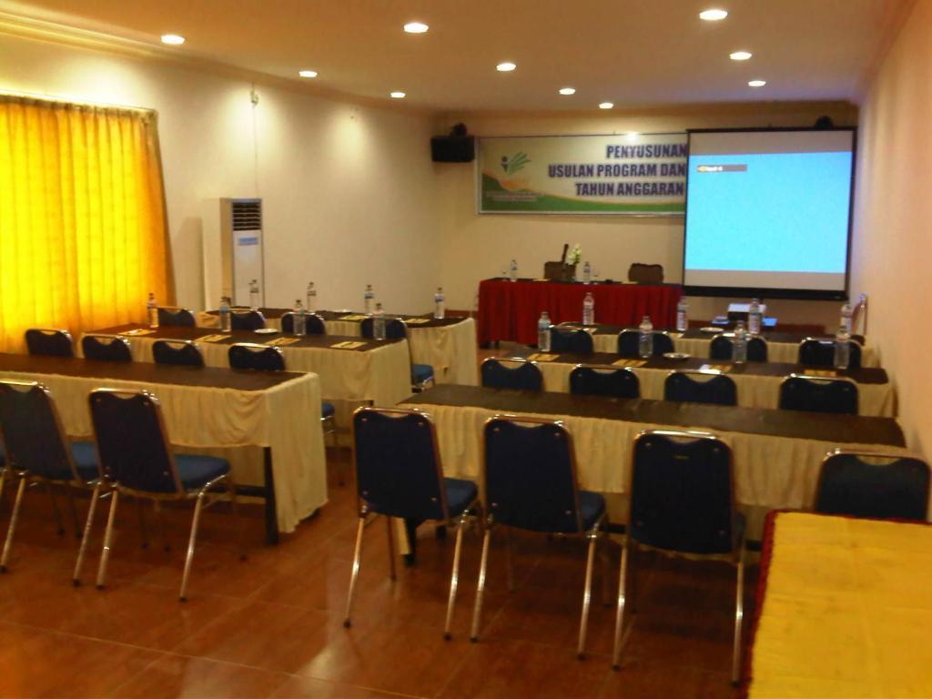Grand Duta Hotel Palu Luaran gambar